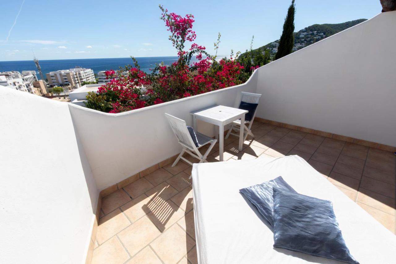 Buenavista Suites Hotel Boutique Santa Eularia des Riu Exterior foto